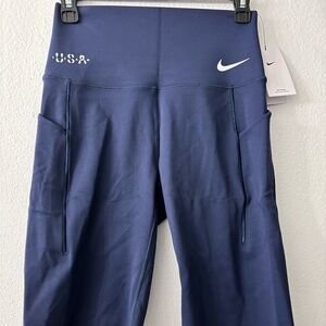 Nike Women’s Team USA Navy Blue Training Shorts Size Medium
